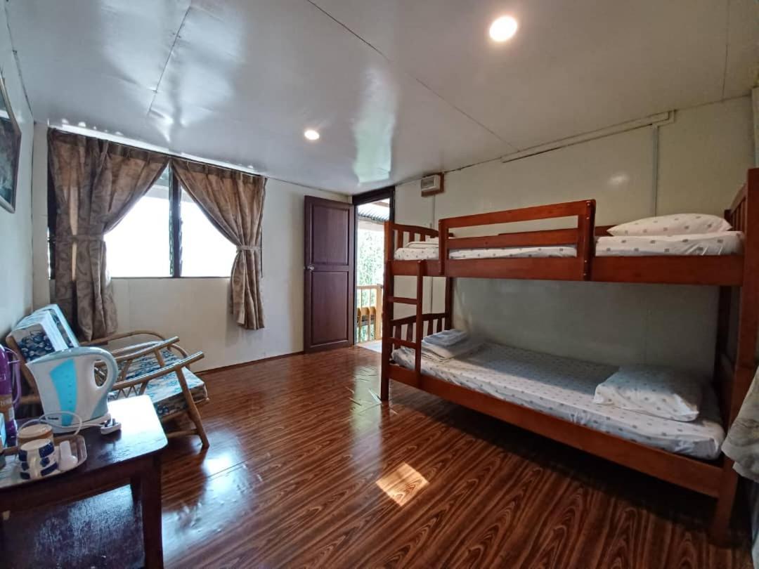 Mile 36 Lodge Kundasang Exterior photo